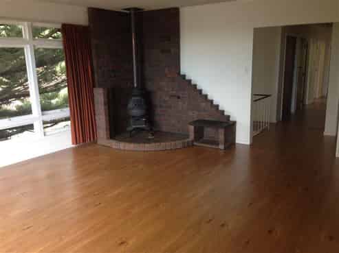 78 Ravenwood Drive, Forrest Hill