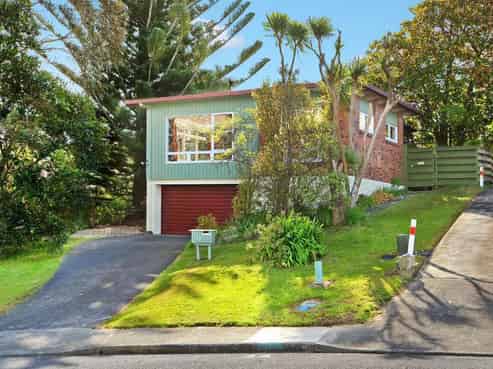 78 Ravenwood Drive, Forrest Hill