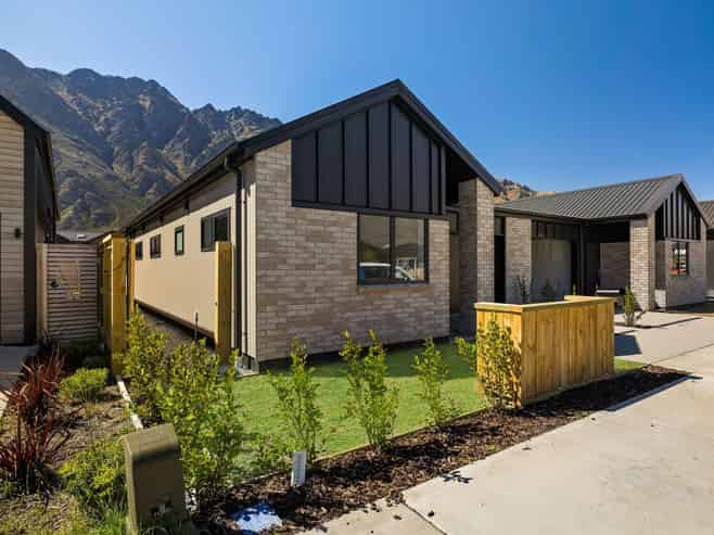 117-135 Howden Drive, Hanley's Farm, Jacks Point