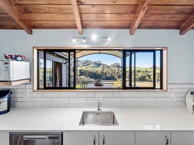 401 Wright Road, Matakana