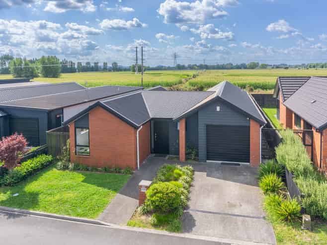 12 Meachem Road, Chartwell