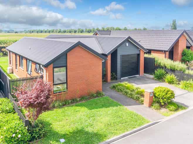 12 Meachem Road, Chartwell