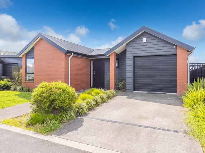 12 Meachem Road, Chartwell