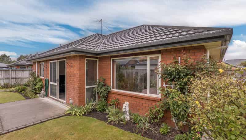 5B Oldham Place, Darfield