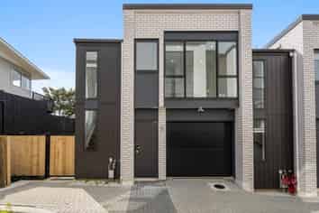 Lot 2 & 9/36 Thatcher Street, Mission Bay