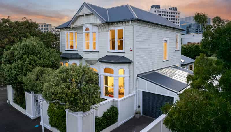 23 Hobson Crescent, Thorndon