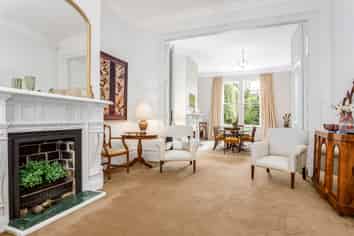 23 Hobson Crescent, Thorndon