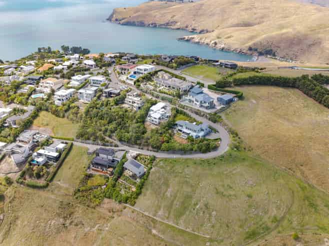 26 Highview Lane, Scarborough