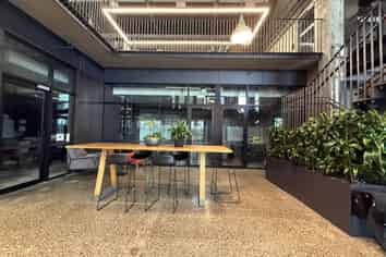 High Quality Waterfront Office Spaces