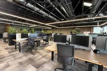 High Quality Waterfront Office Spaces