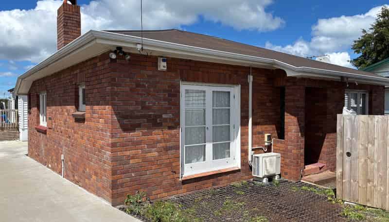 4 Fruitvale Road, New Lynn