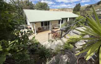 9 Banff Way, Toi Toi