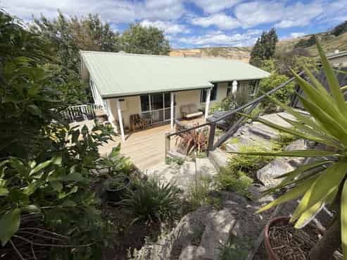 9 Banff Way, Toi Toi