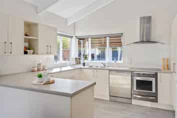 16 Herbs Place, Cashmere