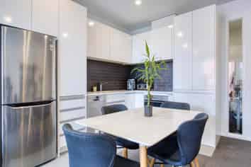 215/81 Mapou Road, Hobsonville