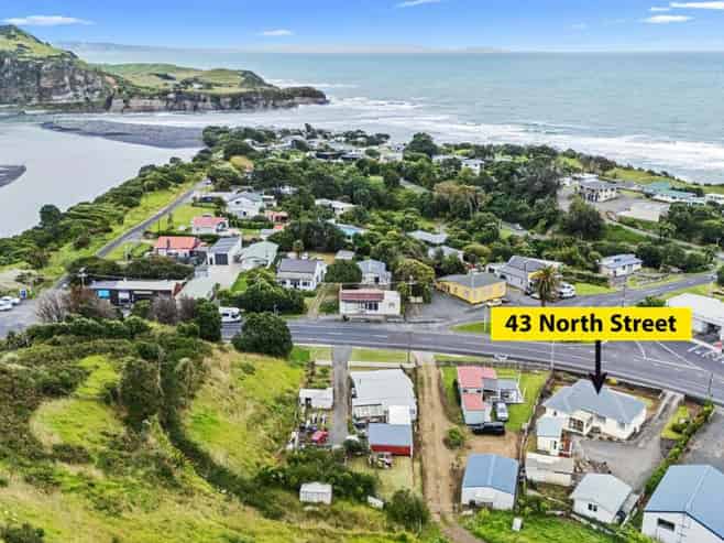 43 North Street, Mokau