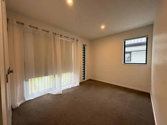 4/3 Walsh Road, Wainui