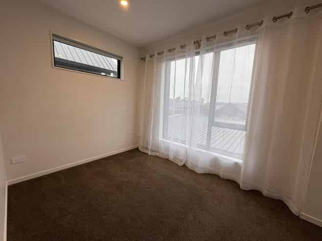 4/3 Walsh Road, Wainui