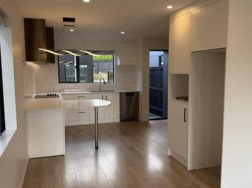 4/3 Walsh Road, Milldale