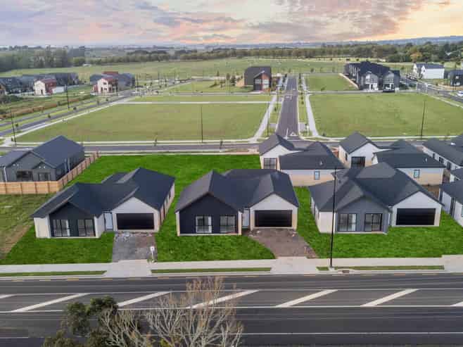 50 Whangamaire Rise, Karaka