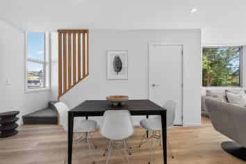 1 Nikau Grove, Woburn