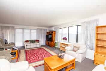 16 Costello Drive, Ngatea