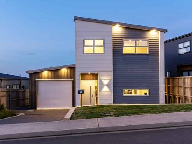 4B Okupe Grove, Aotea