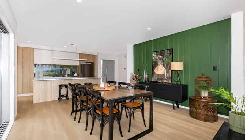 4B Okupe Grove, Aotea