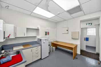 PRIME POINT CHEVALIER RETAIL
