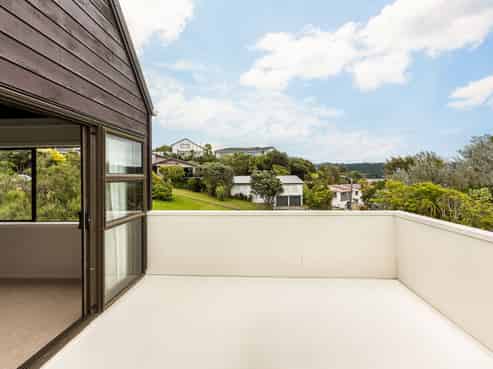 18 Langwell Place, Papakowhai