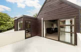 18 Langwell Place, Papakowhai