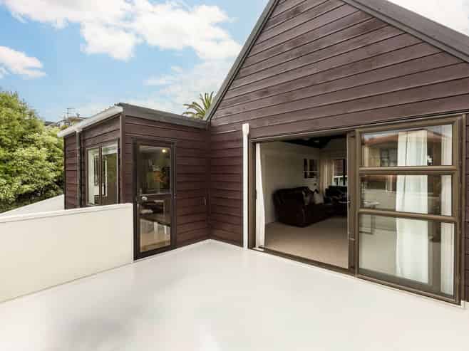 18 Langwell Place, Papakowhai