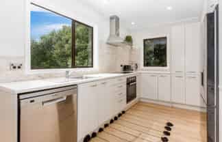 18 Langwell Place, Papakowhai