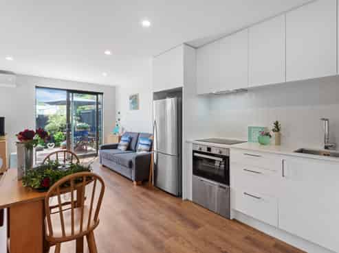 10/29 Bampton Street, Burwood