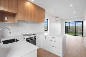 36 Kanapa Road, Northcross