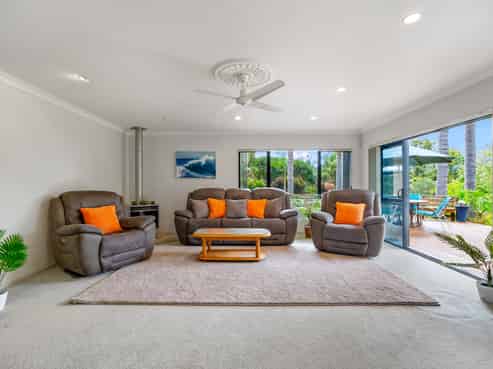 99 Old Parua Bay Road, Abbey Caves