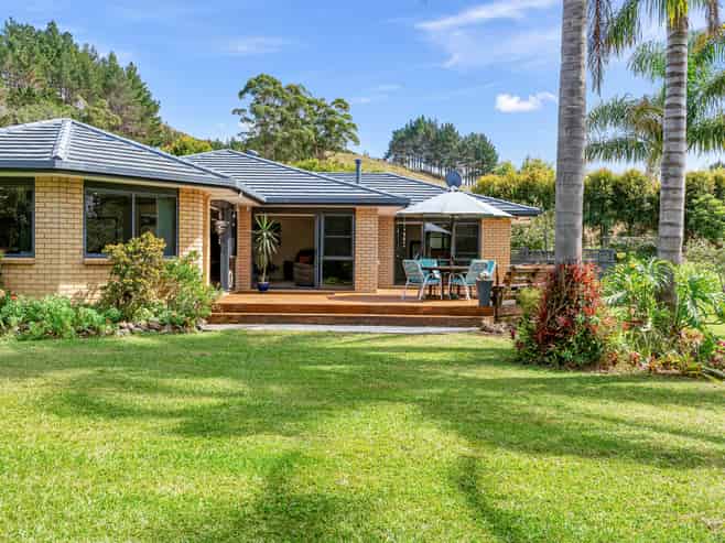 99 Old Parua Bay Road, Abbey Caves