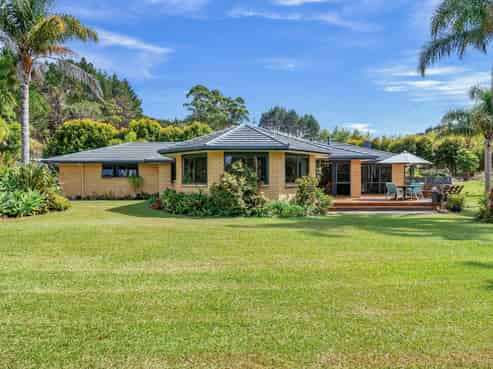 99 Old Parua Bay Road, Abbey Caves