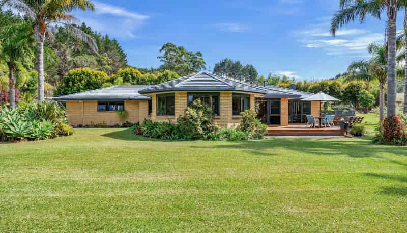 99 Old Parua Bay Road, Abbey Caves