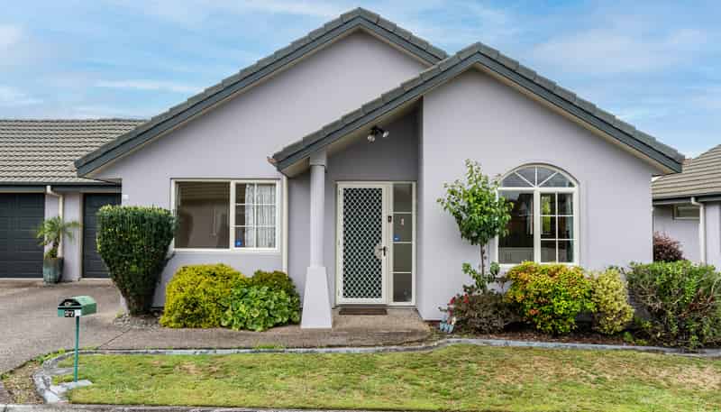 27/16 Rototuna Road, Flagstaff