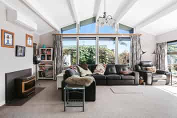 4 Rangataua Street, Welcome Bay