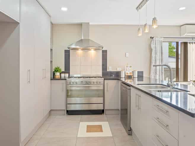 28 Malahide Drive, Flat Bush