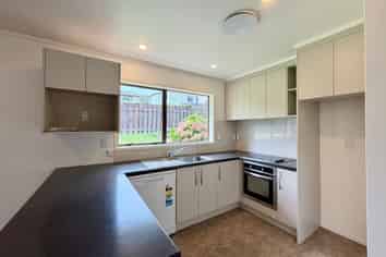 28A Birman Close, Half Moon Bay