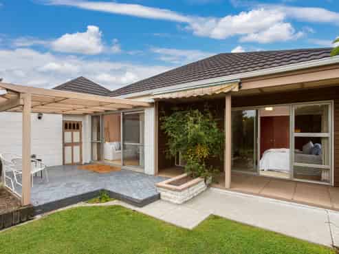 1/77 Tancred Street, Linwood