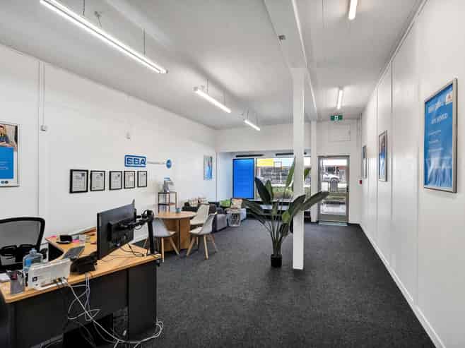 Excellent Returns - 2 Tenants