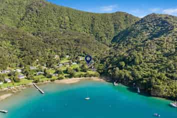  Lochmara Bay, Lochmara Bay