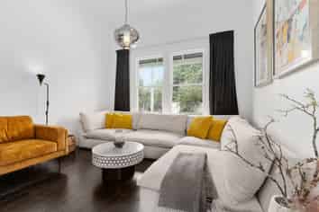 250 Main Street, Greytown