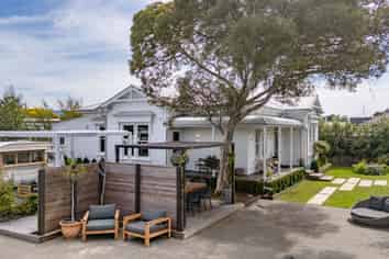 250 Main Street, Greytown