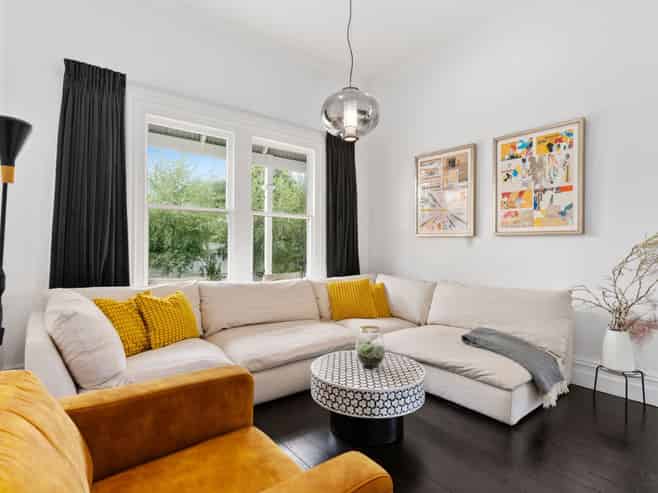 250 Main Street, Greytown