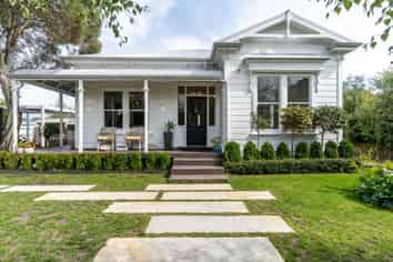 250 Main Street, Greytown